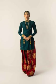 ZC-3070 || Wedding Formals 2023 || ZARA SHAHJAHAN – Kapraye Aza Fashion Outfits 2020, Recreating Photos, Zara Shahjahan, Zardozi Work, Kameez Designs, Desi Fashion Casual, Traditional Indian Outfits, Desi Clothes, Pakistani Bridal Wear