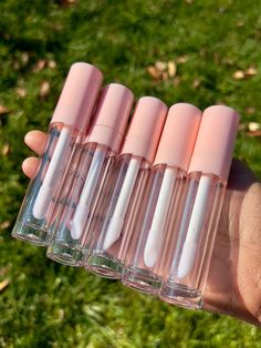 10% off any 2 items | 20% off any 5 items | 30% off any 10 items Chubby Pink Lipgloss Tubes | Round  10 pack XL thick applicator  Double wall, thick plastic lip gloss tubes. Includes full set of tubes with tops and inner rings. 9 ML High Quality, BPA Free  Need glitter or instruments to fill tubes? Check out my store for the accessories! USPS First Class for quantities of 10.  Quantities of 20, 50 and 100 ship priority mail, fully insured. No cancellations, all sales final.  No returns due to th Lip Gloss Business Ideas, Lip Gloss Bottle, Lip Gloss Packaging, Lipgloss Tubes, Pink Lipgloss, Lip Gloss Homemade, Fav Products, Lip Oils, Lip Therapy