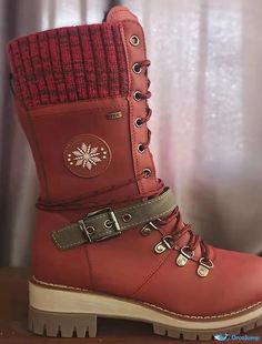 Cute Womens Shoes, Winter Hiking Boots, Cozy Boots, Colorful Heels, Random Clothes, Shoes Boots Heels, Waterproof Winter Boots, Winter Ankle Boots, Dr Martens Boots