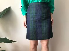 Vintage Pencil Skirt 95% Linnen 5% Cotton Excellent condition LABEL : Gerard Darel MEASUREMENTS : Waist : 35.5cm - 14 '' Hips : 47cm - 18.5'' Lenght : 50 cm-15.69'' All measurements are taken on the flat. Please ensure fit before purchasing. All sales are final. No returns or exchanges. Please contact me if you need additional information! Fitted Linen Mini Skirt, Green Cotton Mini Skirt For Work, Casual Fitted Linen Mini Skirt, Fitted Linen Mini Skirt, Casual Style, Fitted Linen Mini Skirt, Casual, Green Fitted Mini Skirt For Work, Green Mini Skirt For Work, Green Fitted Mini Skirt For Office, Fitted Green Mini Skirt For Work