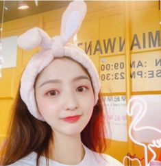 Good quality bunny rabbit ear spa headband made in Korea. Cute wired bendable ears. Can wear it as rabbit ears or use it reversed as a bow. Spa Headband, Rabbit Ears, Hair Accessories Headbands, Bunny Rabbit, Hair Tutorial, Good Quality, Spa, Hair Accessories, Angeles