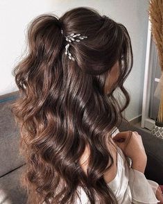 Vintage Wedding Hairstyles: 30 Best Looks And Expert Tips ★ vintage wedding hairstyles half up with ponytail and crystal pins zhanna_syniavska Grad Hairstyles, Bride Hairstyles For Long Hair, Cute Prom Hairstyles, Simple Prom Hair, Ball Hairstyles, Vintage Wedding Hair, Quince Hairstyles, Long Hair Wedding Styles, Prom Hairstyles For Long Hair