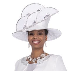 Elite Champagne H5901 off white hat Dorinda Clark Cole, Religious Fashion, Special Occasion Hats, Church Lady Hats, Church Suits And Hats, Ladies Dress Hats, Jacket Dresses, Dressy Hats, Hats Style