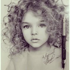 Portrait Au Crayon, Pencil Portrait Drawing, Draw Realistic, Amazing Drawings, Realistic Art, Pencil Portrait, A Pencil, Realistic Drawings