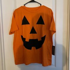 Women A Size Xl Brand New Never Worn Pumpkin T Shirt, Casual Orange Tops For Halloween, Orange Short Sleeve T-shirt For Fall, Pumpkin Tshirt, Pocket Tee Shirts, Teal Top, Shirts For Teens, Orange Shirt, Pumpkin Shirt