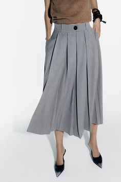 Style: Casual Fit: Regular Fabric: Polyester Pattern: Solid Element: Pocket,Zipper Dress/Skirt Length: Midi Rise: High Rise Product Type: A Line Main Composition: Polyester Season: Summer Pleated Skirt Winter, Box Pleat Skirt, Pleat Skirt, High Street Fashion, Clothing Casual, Winter Skirt, Dress Zipper, Box Pleats, Pleated Midi Skirt