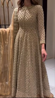 https://youtu.be/Bph7L9pE7vI Elegant Maxi Dresses, Dresses For Summer, Latest Bridal Dresses, Fancy Dresses Long, Modest Dresses Casual, Simple Pakistani Dresses, Designer Dresses Casual, Stylish Party Dresses