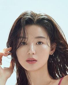 Jun Ji Hyun (전지현) - MyDramaList Jun Ji Hyun Husband, 90s Makeup, Jun Ji Hyun, Ji Hyun, Sassy Girl, Happy Together, Korean Actresses, Hollywood Celebrities, Korean Actress