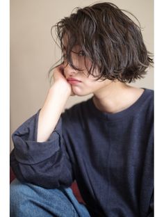 ピープル(people) [people] 外国人風ウェーブ×切りっぱなしボブ Pelo Ulzzang, Easy Trendy Hairstyles, Hairstyle Ideas Easy, Androgynous Hair, Short Grunge Hair, Asian Short Hair, Hair Catalog, Trendy Hairstyle, Cut Her Hair