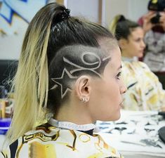 Hair Tattoo Designs Women, Star Hair Design, Square Bob, Haircuts Designs, Hairstyle Girl