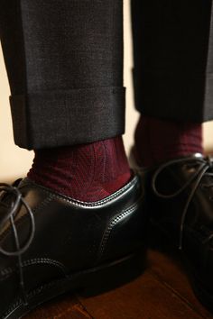 Men's Herringbone Socks - Burgundy & Navy – Votta Socks Alt Suit, Moody Modern, Fancy Socks, Men In Socks, Navy Socks, Argyle Socks, Mens Dress Socks, Stylish Socks, Socks Men