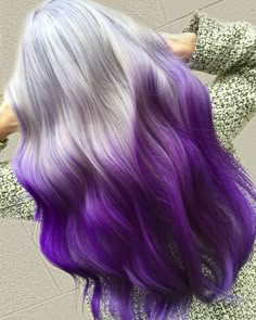 Silver Ombre Hair, Mermaid Hair Color, Purple Ombre Hair, Hair Color Pastel, Lavender Hair, Hair Color Purple, Pretty Hair Color, Peinados Fáciles Para Cabello Corto, Hair Dye Colors