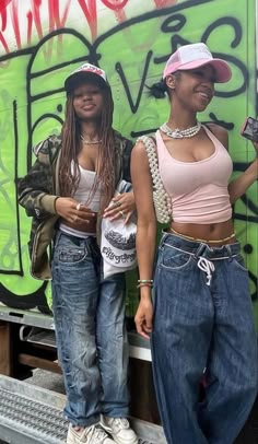 90'outfits Aesthetic, Y2k Outfits Pictures, Early 2000s Shirts & Tops, African American Street Style, Black 90s Outfit Ideas, Moesha Outfits 90s Fashion Street Styles, 2000 Outfits Early 2000s Fashion Trends Baddie, 90s Fashion For Spirit Week, 90s Denim Shirt Outfit