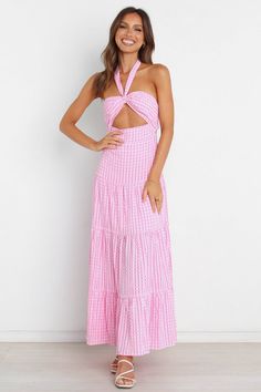 Outfit 2023, Preppy Dresses, Usa Dresses, Formal Casual, Pink Gingham, Dresses By Length, Gingham Print, Plaid Dress, Back Strap