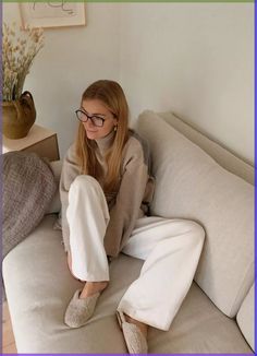 aes, simple outfits, spring outfits, cute Home Outfit Women, Cozy Home Outfit, Stay At Home Outfits, Cozy Outfit, Home Outfit