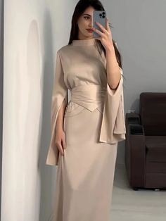 Dodobye Eid women Party Dress Satin Abaya for woman Slim Fit Split Sleeve Jalabiya Ramadan Long Dresses Woman Robe Vestidos Largos 2024SPECIFICATIONSBrand Name: DodobyeDecoration: noneDepartment Name: ADULTElasticity: Slight StrechFabric Type: SATINStyle: ELEGANTOrigin: Mainland US(Origin)CN: GuangdongSeason: All seasonAge: MIDDLE AGEMaterial: POLYESTERModel Number: DJmsl519Item Type: DressesFit Type: Regulai Fit Long Sleeved Silk Dress, Long Satin Dress With Sleeves, Fancy Modest Dresses, Dress Sleeves Design, Dress Bridesmaid Satin, Elegant Dress Long Sleeve, Satin Abaya, Evening Dress Outfit, Long Dresses Elegant