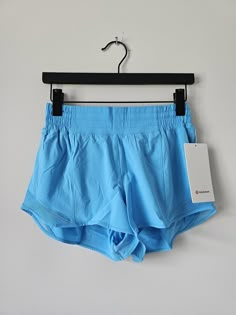 NWT LULULEMON KYBL Blue Hotty Hot High Rise Short 2.5" Lined 6 Brand: Lululemon Size: 6 Official Color: KYBL Condition: New With Tags Description: Hotty Hot HR Short 2.5″ Lined Max out that stride. We cut these shorts with extra room to let you move freely Swift fabric is lightweight, four-way stretch, sweat-wicking, and quick-drying Built-in liner offers extra coverage Continuous drawcord A discreet zippered pocket in the seam for small items Secret stash pocket in the liner Mesh fabric panel Reflective details High rise, 2.5″ length   Authenticity Guarantee All our items are 100% authentic, guaranteed! Payment We accept all forms of payment through eBay Managed Payments. Please make payment promptly after purchasing or once the auction has ended. Shipping We provide Free Shipping to the Lululemon Shorts Collection, Lululemon Size 2, Lululemon Fits, Beach Glow, Lulu Shorts, Small Shorts, Lululemon Outfits, Lululemon Hotty Hot Shorts, Hotty Hot Shorts