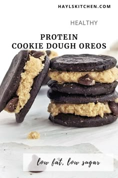 Superb Protein Cookie Dough Oreos to replace those store-bought versions. Healthy cookie dough Oreo cookies have biscuits and filling made with protein powder instead of sugar for a sugar-free recipe. Cookie Dough Oreo, Protein Cookie Dough, Healthy Cookie Dough, Protein Cookie, Protein Baking, Healthy Cookie, Protein Bar Recipes