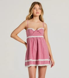 Life's a picnic when you look oh-so-cute in this gingham mini dress at summer carnivals and day dates! The adjustable spaghetti straps provide a perfect fit while the lace trim sweetheart neckline adds adorable vibes. The high waist seam and slim fit create a flattering silhouette, while the lace trim mini-length hem adds a playful touch. Complete the look in platform sneakers.Fit & FeaturesGingham print, cotton woven fabric, no stretchAdjustable spaghetti strapsLace trim sweetheart necklineLace trim high waist seamSlim fitLace trim mini-length hemRuns true to size Cute Gingham Dresses With Lace Trim, Spring Gingham Mini Dress, Chic Gingham Cotton Mini Dress, Fitted Gingham Cotton Mini Dress, Red Checkered Dress, Red Gingham Mini Dress, Homecoming Dresses Bodycon, Purple Homecoming Dress