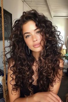 Perm Types, Natural Curly Hair Cuts, Highlights Curly Hair, Brown Curly Hair, Curly Hair Photos, Colored Curly Hair, Natural Curly Hair, Curly Hair Inspiration, Permed Hairstyles