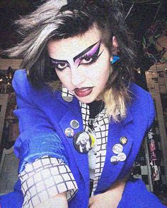 New Wave Fashion 80s Women, New Wave Outfits 80s, 80s New Wave Makeup, 80’s Style, New Wave Makeup 80s, 90s Punk Hair, 90s Punk Makeup, 80s Glam Rock Makeup, New Wave Outfits