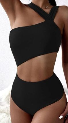 Trendy Swimsuits, Swimsuits Outfits, Swimsuit Design, Cute Bathing Suits, Cute Swimsuits, Swimwear Outfit, Black Swimsuit, Swimwear Fashion, Beach Outfit