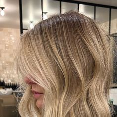 Natalie McKell on Instagram: "Blonde, but give it depth and warmth #livedincolor #livedinblonde" Depth Blonde Hair, Natalie Mckell Hair, Effortless Blonde, 2023 Blonde, Blonde Inspiration, Lived In Blonde, Blonde Wedding Hair