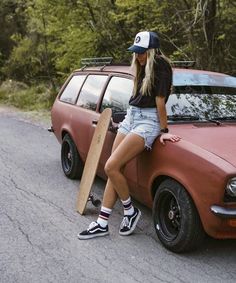 Skater Photoshoot, Perfect Road Trip, Skate Girl, Surfer Girl Style, Best Cars, Surf Outfit