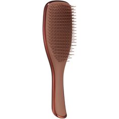 The Ultimate Detangler by Tangle Teezer has been specially designed to be used on wet hair to help effortlessly detangle, while reducing the appearance of breakage. Step into the metal-verse with the new Chrome Collection, which gives a high shine and metallic finish.  Featuring 325 patented two-tiered technology teeth with added flex,  the ‘Chocolate Bronze' brush gently glides through the lengths and combs through knots and tangles without pulling or snagging (even on thick and curly hair). It has a slim handle for grip and control, which helps prevent the brush from slipping out of your hand in the shower. It can even be used to smooth shampoo and conditioning treatments through lengths for enhanced coverage. Suitable for dry hair too, the brush promotes smoothness and shine. Tangle Teezer Brush, Leonor Greyl, Wella Color Fresh, Aromatherapy Associates, Tangle Teezer, Honest Beauty, Wella Color, Beauty Advent Calendar, Real Techniques