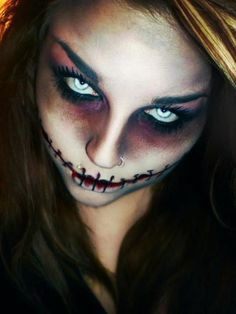 Trucco di Halloween fai da te Halloween Makeup Girl, Halloween Zombie Makeup, Extreme Make-up, Makeup Zombie, Halloween Makeup Clown, Fantasy Make-up, Halloweenský Makeup, Halloween Make-up Looks, Creepy Makeup