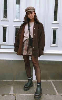 Autumn Style Women Outfit Ideas, Post Romance Style, Dutch Aesthetic Outfits, Winter Dress And Coat, Winter Outfits Aesthetic Mid Size, Pumpkin Patch Outfit Ideas Women, Rainy Fall Outfit Aesthetic, Meg Ryan Fall Fashion, Doc Martens Rometty Outfit