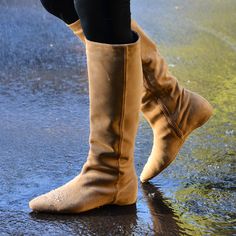 This slouchy knee-high boot strikes the perfect balance between classy and casual. The suede is waterproof and hand-sewn and the heel height is an easy one inch. Sophisticated and super versatile - be comfortable and chic everyday in this winter staple. DETAILS: Approximately 1 inch suede covered heel Approximately 16" shaft height & 14" circumference Soft Italian suede leather Leather lined Memory foam inside construction Full sacchetto construction for extra comfort Inside zipper for easy entr Tall Saude Boots, Flat Knee High Suede Boots, Tan Suede Narrow Calf Boots, Over The Knee Flat Heel Boots, Taupe Suede Knee Boots, Leather High Shaft Boots, Slouch Suede Boots Flat, Extra Wide Width Brown Boots, Suede Flat Knee High Boots