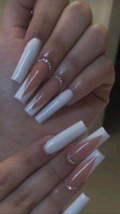 White Tip Acrylic Nails, White And Silver Nails, Nails Homecoming, Homecoming Nails Acrylic, White Acrylic Nails, Nails Blue