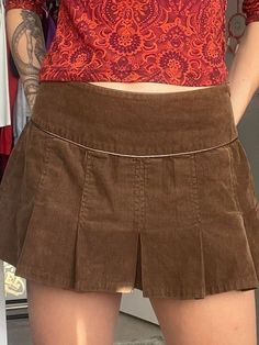 Vintage Pleated Corduroy Mini Skirt - AnotherChill Korean Skirts, Aesthetic Outfits Y2k, Brown Mini Skirt, Casual Harajuku, Aesthetic Clothing Stores, Egirl Outfits, Corduroy Mini Skirt, Skirts Women, Pleated Skirts