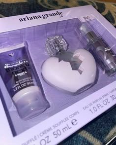 Profumo Victoria Secret, Koleksi Parfum, Ariana Perfume, Ariana Grande Perfume, Conjoined Twins, Perfume Body Spray, Perfume Collection Fragrance, Bath And Body Works Perfume