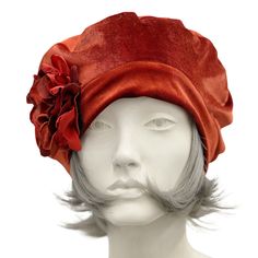 Velvet beret wine Vintage Fall Hats One Size, Vintage Fitted Beanie Hat, Elegant Fitted Beanie Hat, Elegant Flat Cap, One Size Fits Most, Elegant One-size Flat Cap, Elegant One Size Fits Most Flat Cap, Vintage Fall Mini Hats, Elegant Red Hat, One Size, Elegant Red Hat One Size