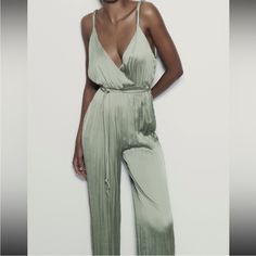 Nwt Ttt But Didn’t Fit Me Well Because I Have A Longer Torso. Zara Satin Effect, Summer Flower Dress, Women Dress Collection, Plain Maxi Dress, Stretch Jumpsuit, Denim Overalls Shorts, Boho Dresses Long, Satin Jumpsuit, Zara Jumpsuit