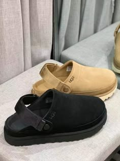 Shoes For Men Stylish Nike Ugg Goldenstar Clog, Ugh Clogs, Ugg Clog, Trendy Shoes Sneakers, Pretty Shoes Sneakers, Shoe Wishlist