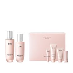 "Calling all Kbeauty addicts! 😍 Fall in love with  – a must-have for your skincare routine! Prices start at just € 92.90 EUR. 

#Kbeauty #SkincareAddict #BeautyFavorites #KoreanSkincare #GlowingSkin #BeautyObsessed #KbeautyAddict #SkincareEssentials #MustHaveProduct #AffordableSkincare #SkincareRoutine #BeautyFinds #BeautyHaul" Mini Lipstick