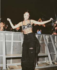 Chill Edm Concert Outfit, Acoustic Outfit Style, Big Gigantic Concert Outfit, Night Lovell Concert Outfit, Concert Outfit Electronic, Trap Outfit Girl Concert, La La Palooza Outfits, Becky G Concert Outfits Ideas, Coco Jones Concert Outfit