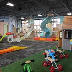 Indoor Bounce House Business, Indoor Playground Name Ideas, Playroom Business, Kids Zone Design, Play Cafe Ideas, Playroom Cafe, Indoor Playground Business, Inside Playground, Toddler Indoor Playground