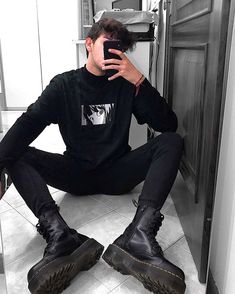 Eboy Aesthetic Outfits Men Black, Edgy Outfits Men, Edgy Outfits Grunge, Eboy Outfit, Eboy Style, Soft Boy Outfits