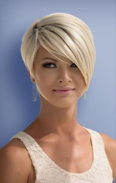 Chic Short Hair, Pixie Haircut For Thick Hair, Edgy Short Hair, Mom Hairstyles, Penteado Cabelo Curto, Cute Hairstyles For Short Hair, Short Hairstyle, Haircut For Thick Hair, Short Blonde