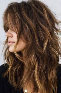 30 Layered Haircuts for Medium Length Hair: Top Trends to Try This Season Long Shag Hairstyles, 50 Hairstyles, Choppy Haircuts, Haircuts For Medium Length Hair, Hairstyles 2024, Layered Haircuts For Medium Hair, Shag Hairstyles, Short Layered Haircuts