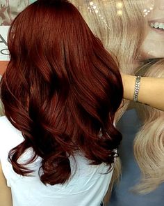 Different Shades Of Red Hair, Auburn Hair Color, Mahogany Hair, Hair Color Mahogany, Shades Of Red Hair, Different Shades Of Red, Dyed Red Hair, Strawberry Blonde Hair