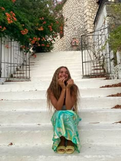 Summer Poses, Skiathos, Europe Outfits, Foto Tips, Mama Mia, Foto Poses, Europe Summer, Holiday Pictures