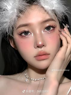 Makeup Layout, Pageant Makeup, Makeup Douyin, Makeup Korea, Ball Makeup, Pop Makeup, Concert Makeup, Peach Makeup, Rhinestone Makeup