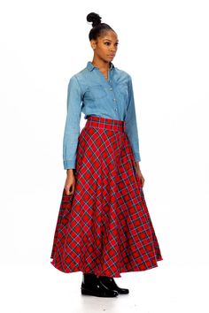 Sinclair Tartan Kilts Long Tartan Skirt, Tartan Skirt Outfit, Tartan Skirts, Diverse Women, Tartan Clothing, Tartan Mini Skirt, Black Watch Tartan, Tartan Skirt, Scottish Kilts