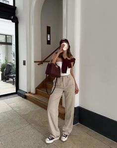 7 Trendy Fall Brunch Outfits To Wear This Weekend Casual Brunch Outfit, 00s Mode, Chique Outfit, Downtown Outfits, Skandinavian Fashion, Uni Outfits