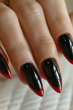 Red Nail Ideas Kat Von D Nails, Edgy Red Nails, Red Nails Ideas Coffin, Ongles Goth, Red Nail Ideas, Nail Piercing, Stunning Nail Designs, Nail Art Trends, Goth Nails